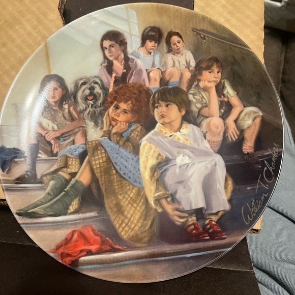Knowles Other - Annie and the Orphans Vintage Collectors Plate